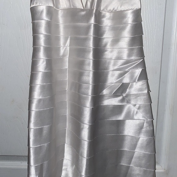 BCBG Haute white halter gown NWT size 8 - Picture 4 of 8
